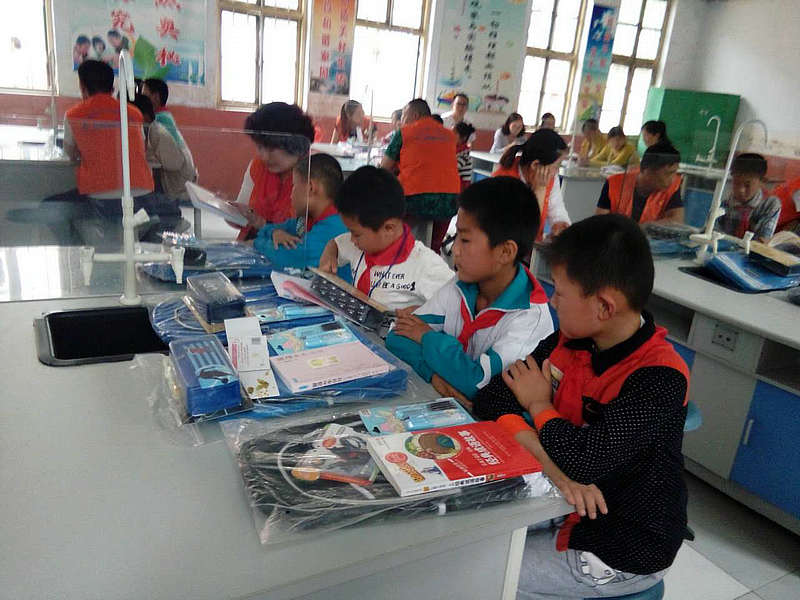 �ذ����ض�ͯ Բ�Ρ�΢��Ը��